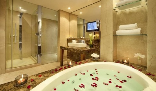 3 luxury-hotel-bathroom-bahrain-from-gulf
