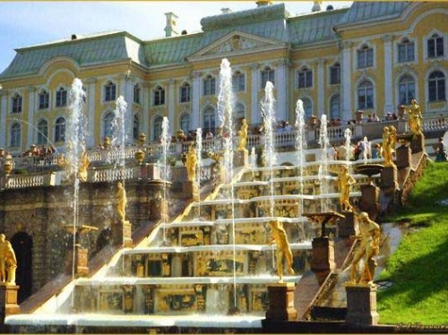 the-peterhof-palace جاذبه های روسیه