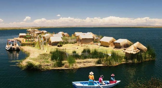peru-floating-uros-islands خانه های شناور