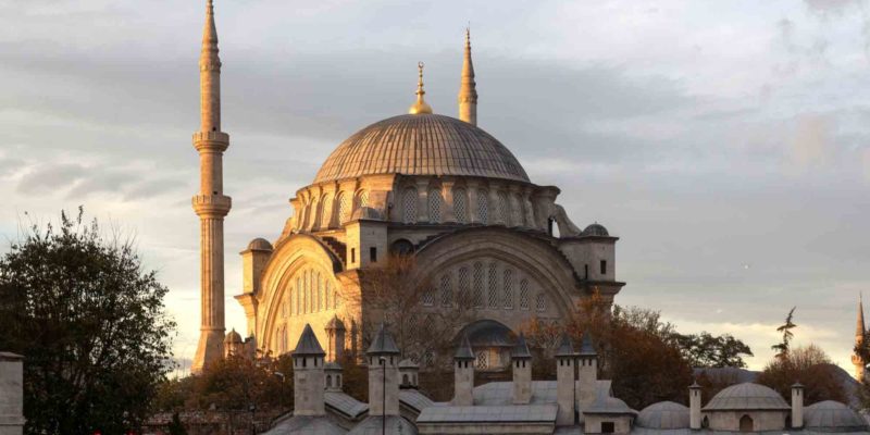 Nuruosmaniye_Mosque