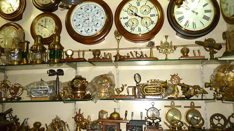 بازار عتیقه فروشی شور بازار عتیقه فروشی شور