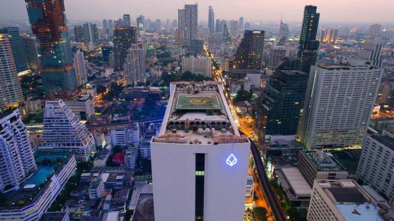 bangkoks financial district from cloud 47