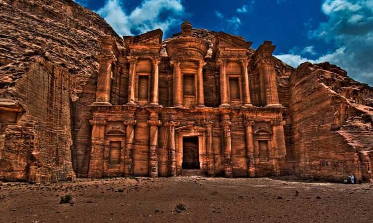 شهر گم شده پترا شهر گم شده پترا