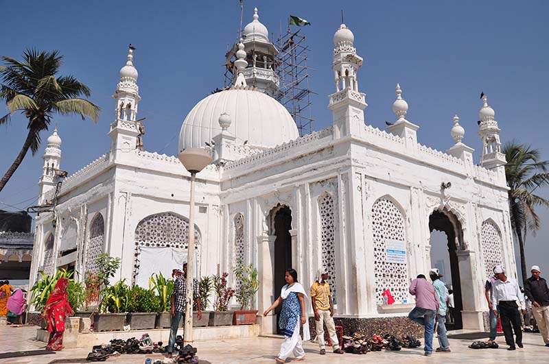 مسجد حاجی علی در بمبئی هند