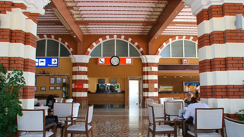 لابی هتل اورنج کانتی