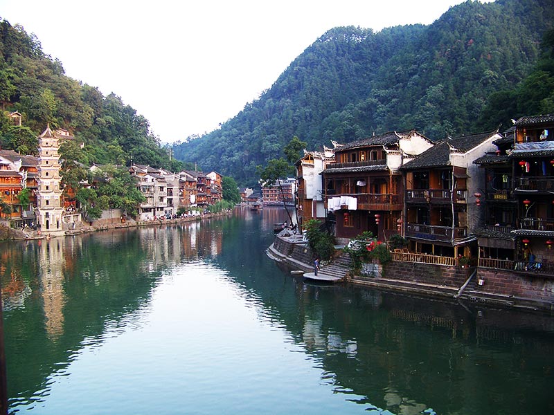 شهر باستانی فنگهوانگ چین شهر باستانی فنگهوانگ چین