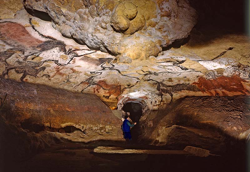 غار لاسکو در فرانسه