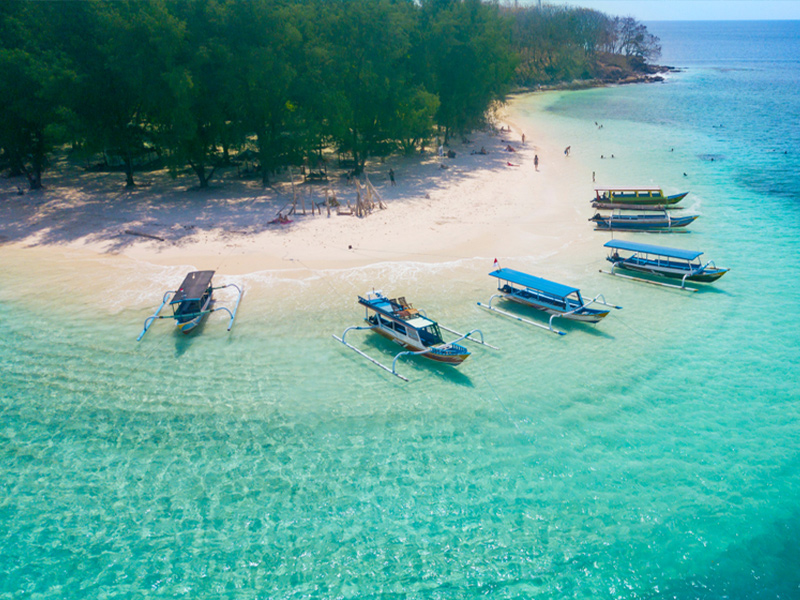 موج سواری در جزایر اندونزی