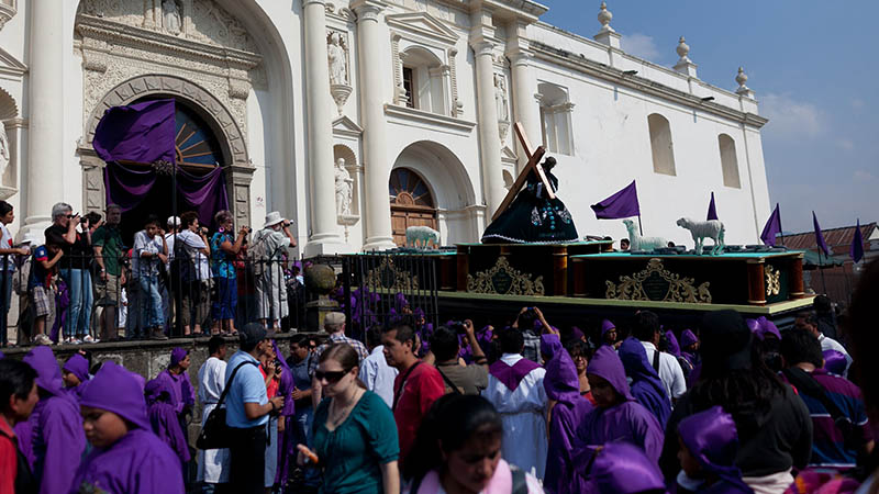 فستیوال جمعه ی خوب | سفر به دور دنیا