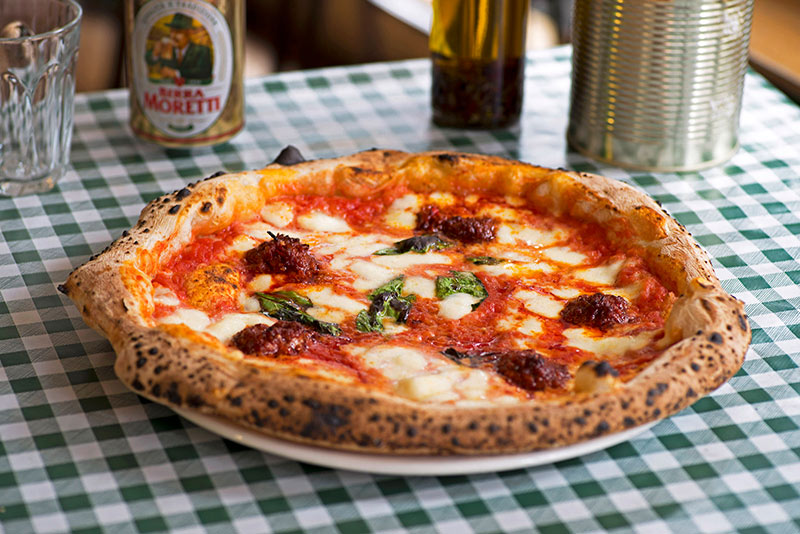 پیتزا پیتزا