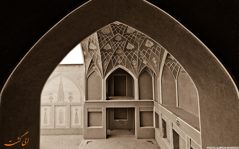 خانه عباسیان در کاشان به عنوان موزه در اختیار بازدید عموم است خانه عباسیان در کاشان به عنوان موزه در اختیار بازدید عموم است