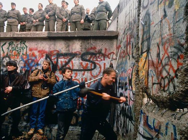 فروپاشی دیوار برلین
