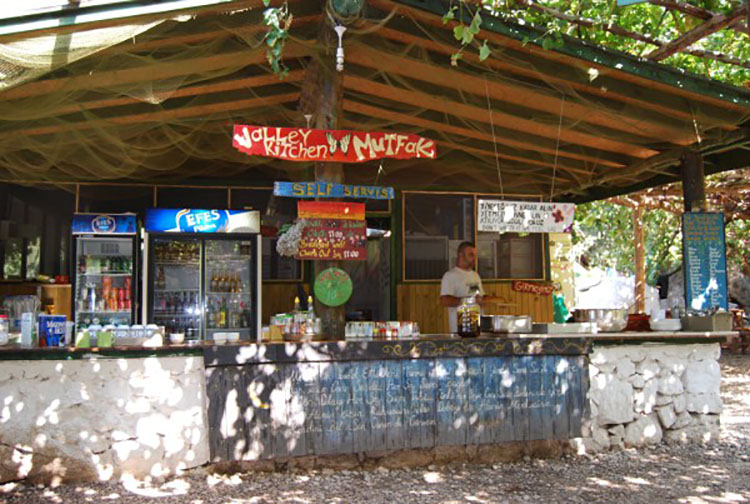 رستوران دره پروانه در ترکیه