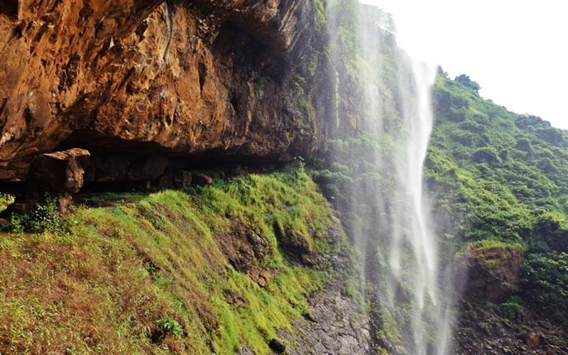 آبشار زیبای هند
