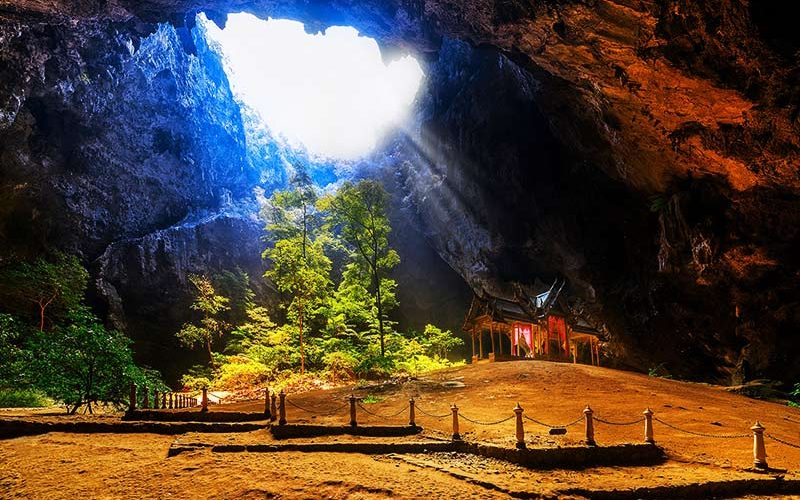 غارهای جنوب شرقی آسیا