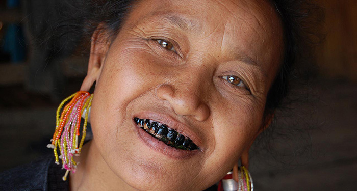 یکی از زنان قبیله
