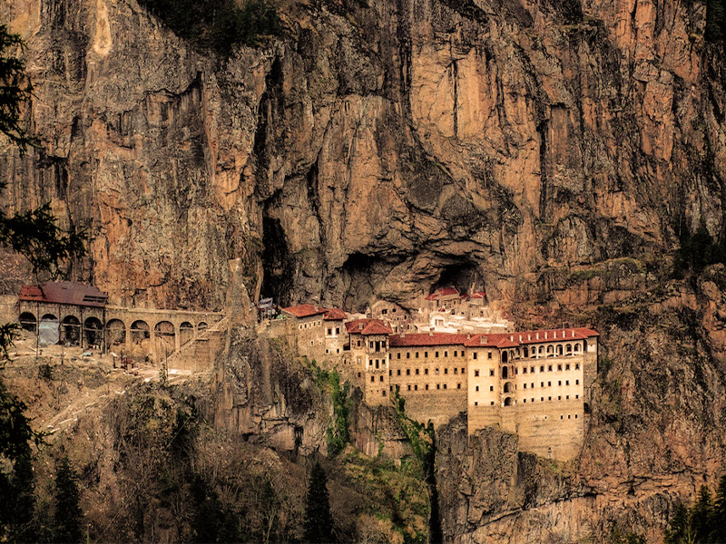 صومعه ی سوملا در ترابزون ترکیه