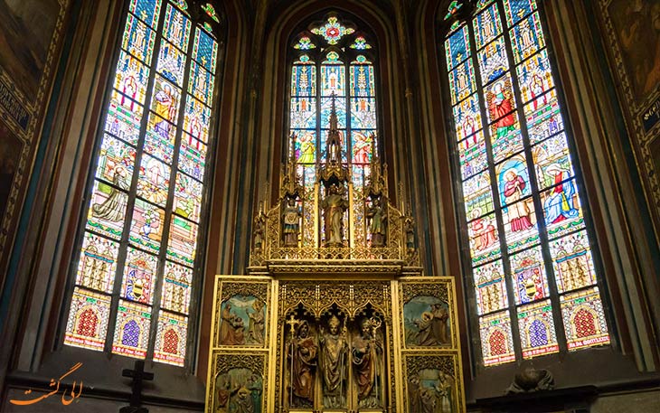 شیشه های دعاخانه های کلیسای سنت ویتوس