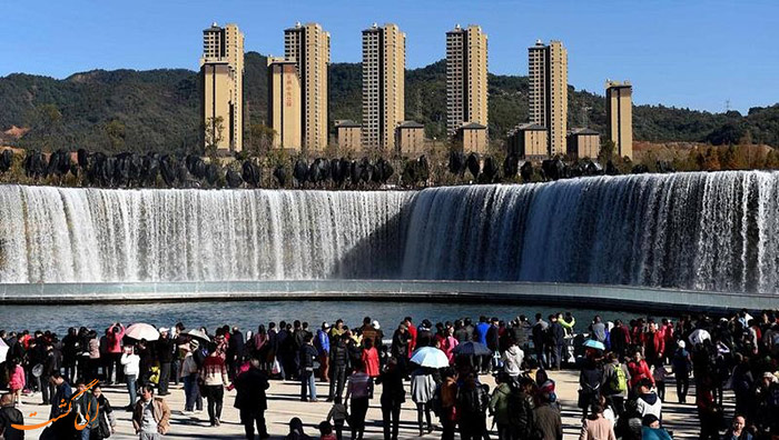 بزرگترین آبشار ساخت بشر در آسیا