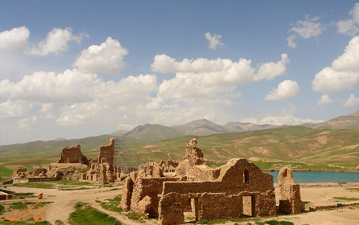 محوطه تخت سلیمان محوطه تخت سلیمان