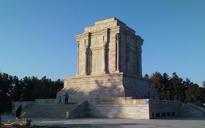 یادبود فردوسی