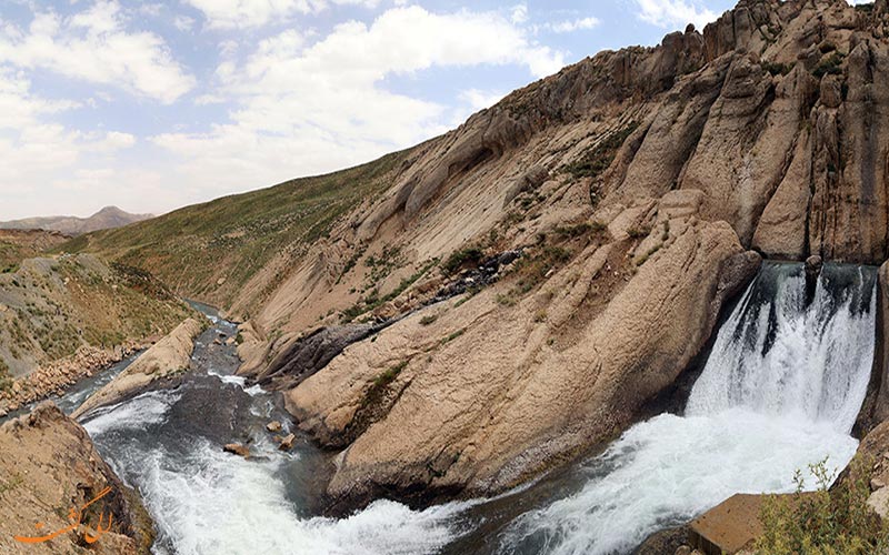 چشمه کوهرنگ چشمه کوهرنگ جاذبه های گردشگری چهار محال بختیاری