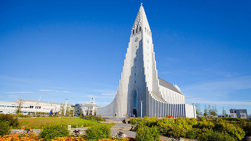 کلیسای Hallgrímskirkja در ایسلند