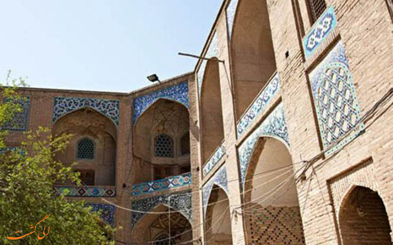 مدرسه و کاروانسرا مدرسه و کاروانسرا