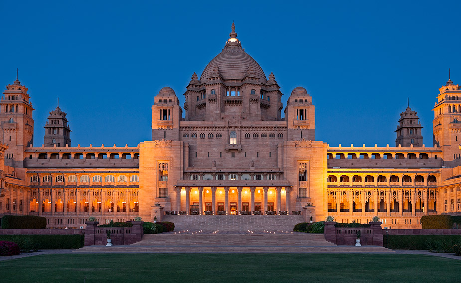 [عکس: Umaid-Bhawan-Palace-Jodhpur.jpg]