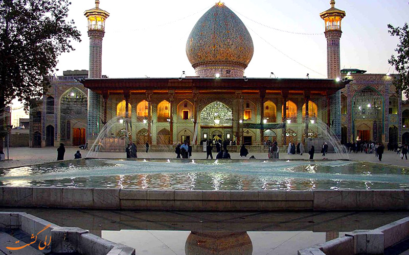 ایوان های شاه چراغ ایوان های شاه چراغ
