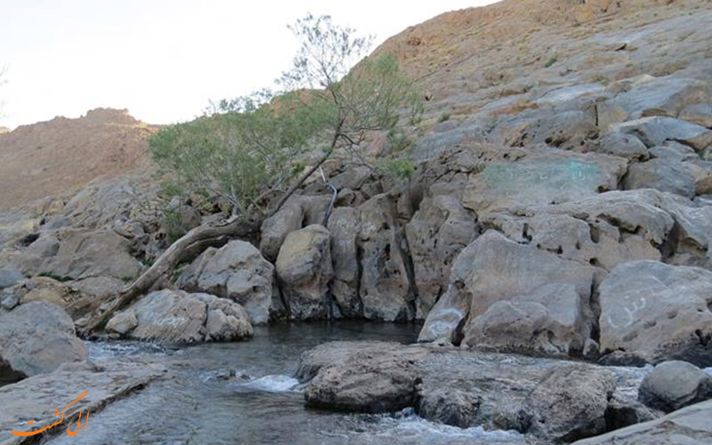 دره-گاهان دره-گاهان