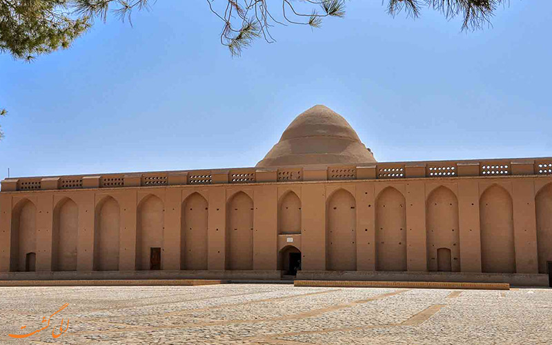 یخچال-تاریخی-میبد