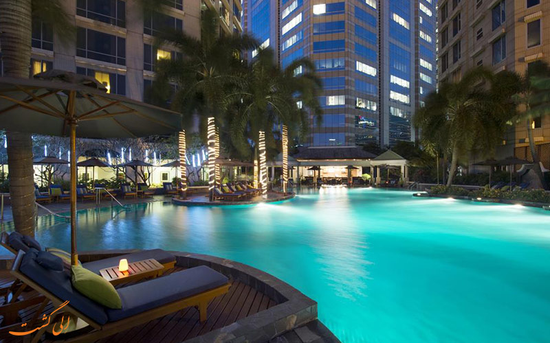 هتل کنراد بانکوک | استخر