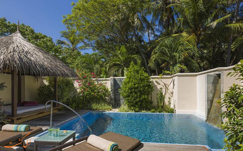 هتل کرومبا مالدیو | استخر اختصاصی