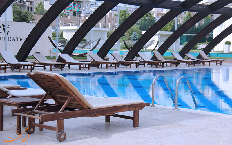امکانات تفریحی هتل پولمن باکو- استخر