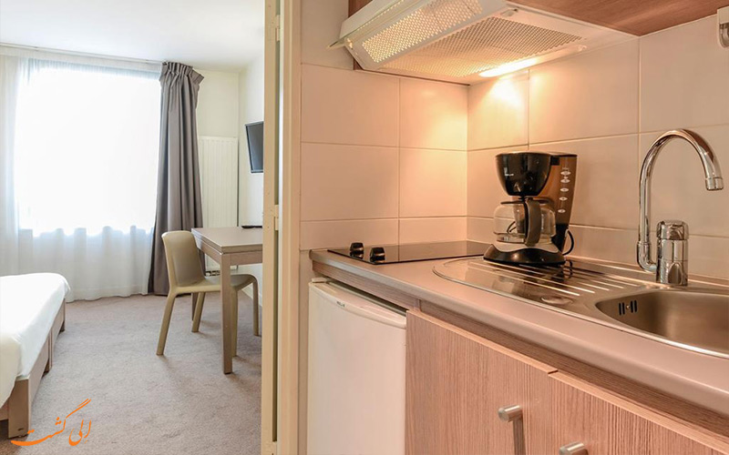 هتل آپارات سیتی بوبینی پاریس- آشپزخانه اتاق ها