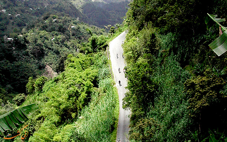 دوچرخه سواری در کوهستان آبی