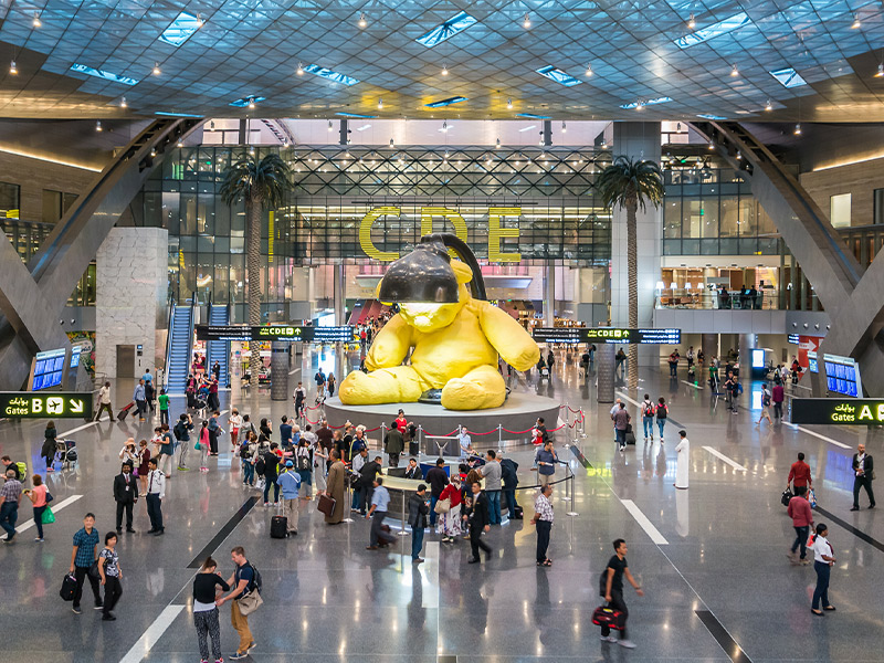 اثر هنری خرس لامپی فرودگاه دوحه قطر