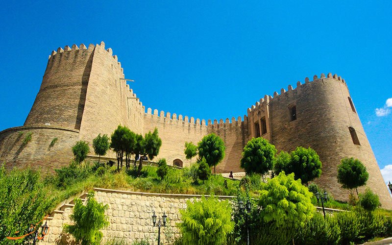 قلعه فلک الافلاک، بازمانده ساسانیان در خرم آباد