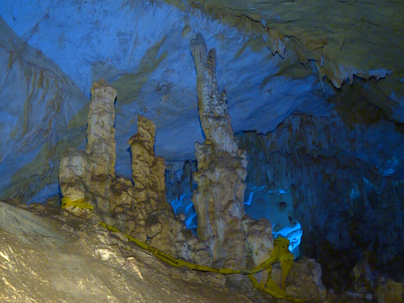 غار ده شیخ