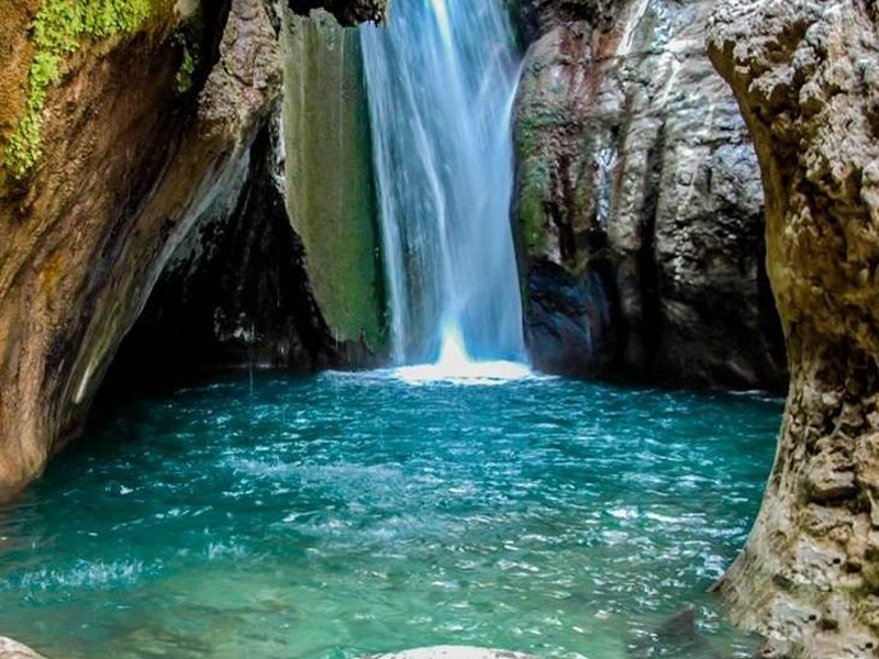 آبشار تنگ تامرادی