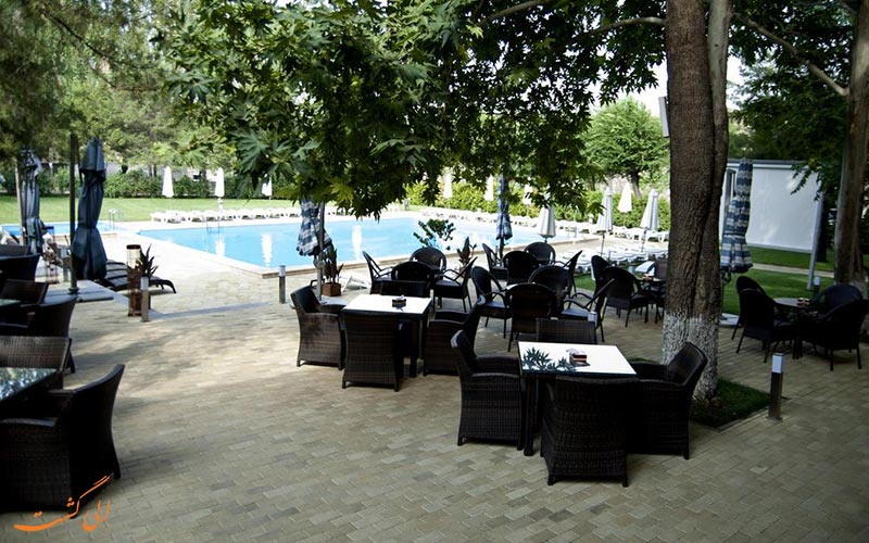 هتل هرازدان ایروان | استخر