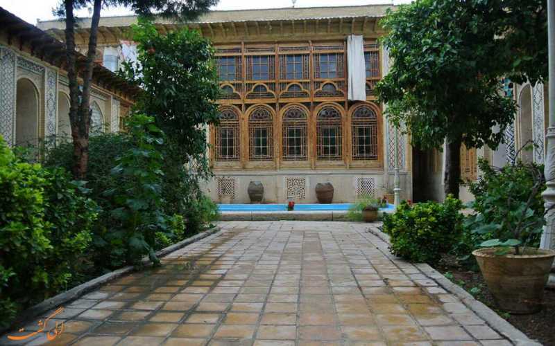 خانه زیبای فروغ الملک خانه زیبای فروغ الملک