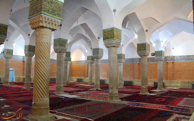شبستان زیبای مسجد شبستان زیبای مسجد