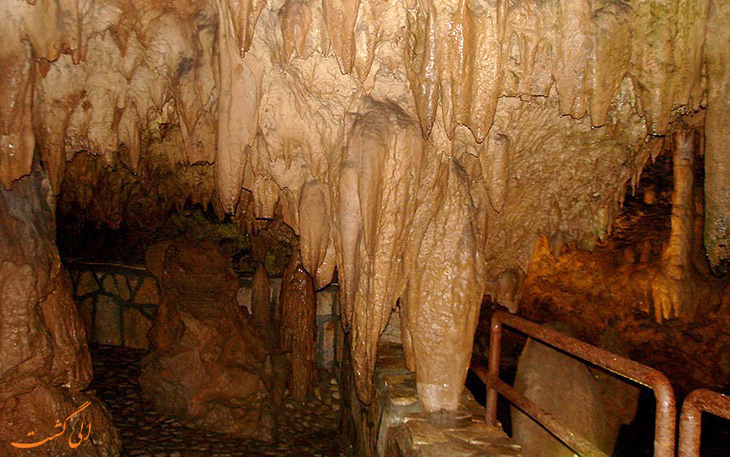 غار قوری قلعه در استان کرمانشاه