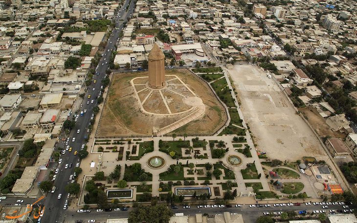 نمایی زیبا از گنبد قابوس نمایی زیبا از گنبد قابوس