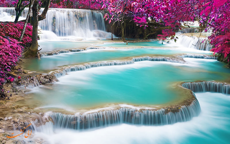 بهار در آبشار کوانگ سی لائوس