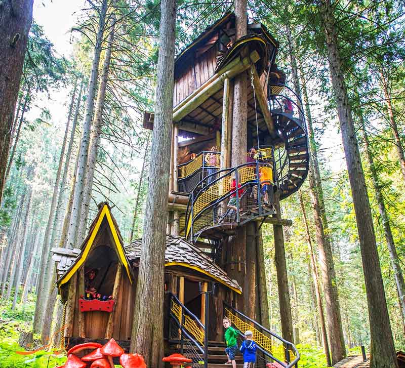 خانه درختی سه طبقه رولستوک، کانادا