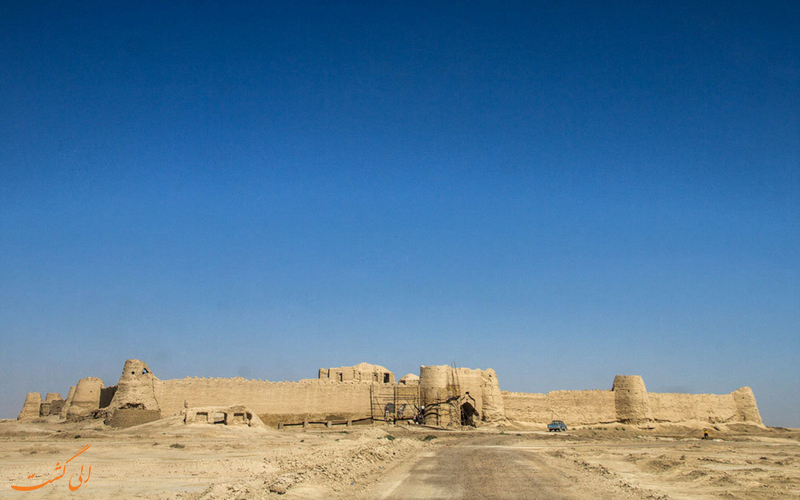 بنای با شکوه قلعه رستم در سیستان بنای با شکوه قلعه رستم در سیستان