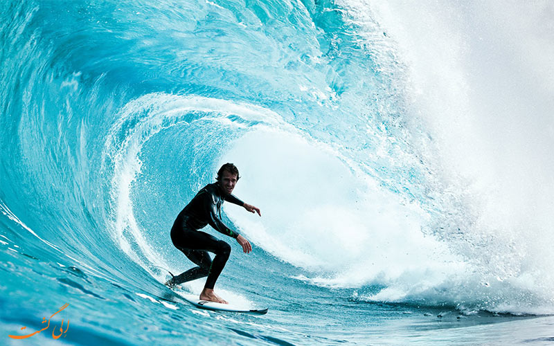 Surfing موج سواری- انواع ورزش های آبی
